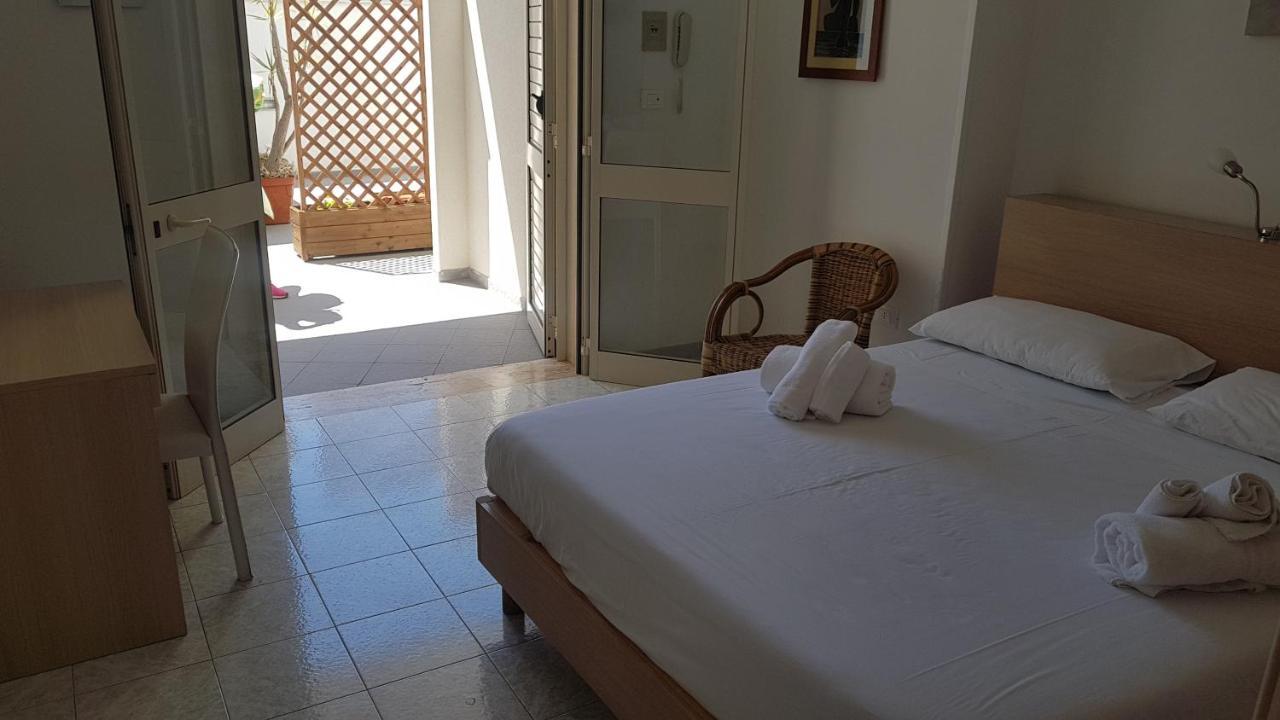 Hotel Blue Sky - San Foca Zewnętrze zdjęcie